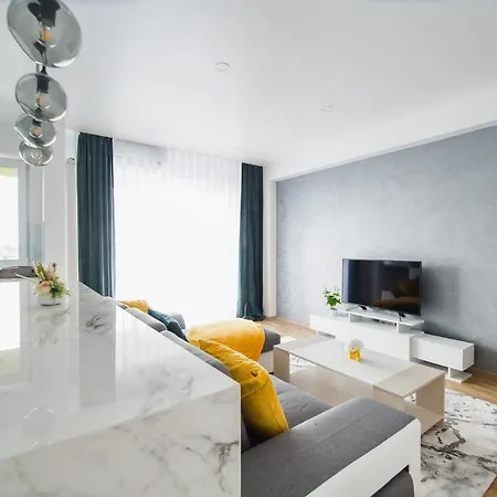 Elegant & Spacious - Central Apartment Oradea Extérieur photo