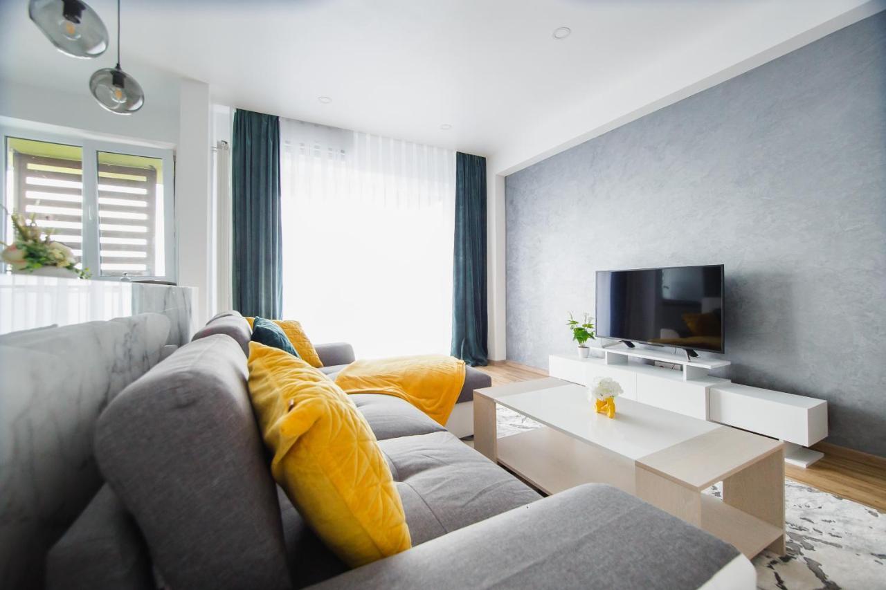 Elegant & Spacious - * Oradea